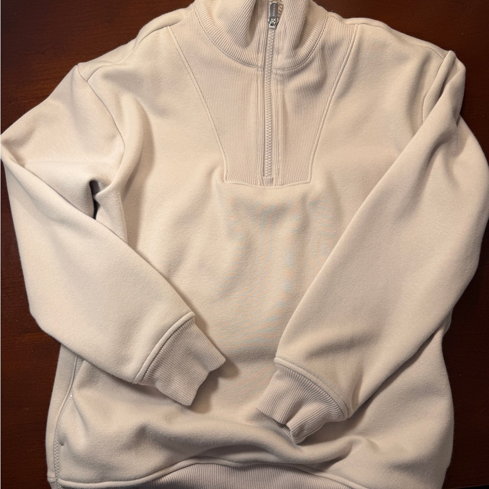 NWOT Athleta Cozy Karma Sweatshirt Cream/Bone Color